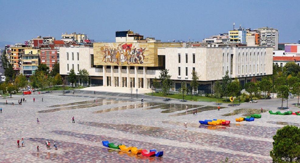Renia me 10 per qind e lindjeve ne Tirane, pritet tkurrje e popullsise